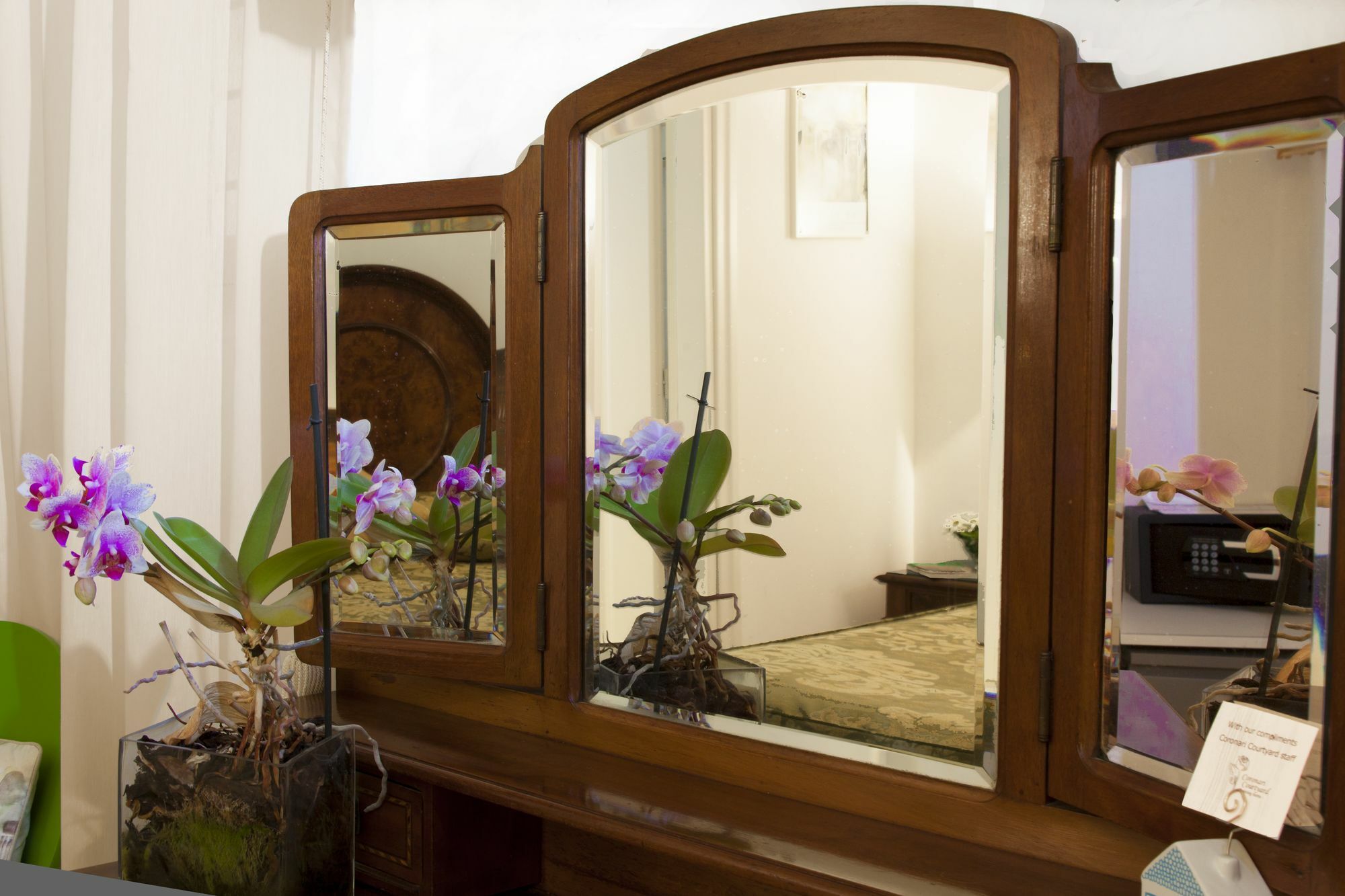 Guesthouse Coronari Courtyard Rome Exterior photo